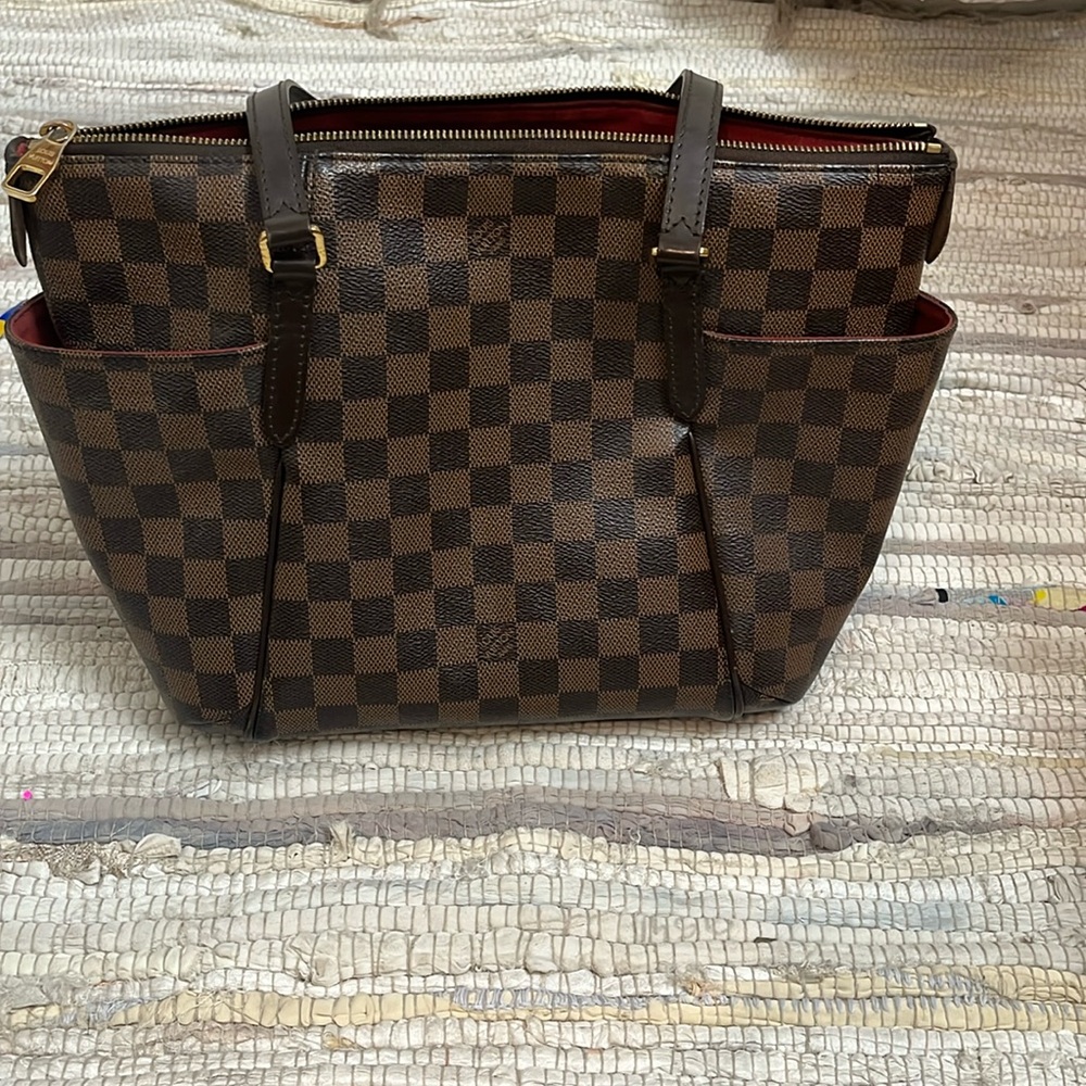 LOUIS VUITTON Brown Damier Ebene Totally PM Shoulder Bag